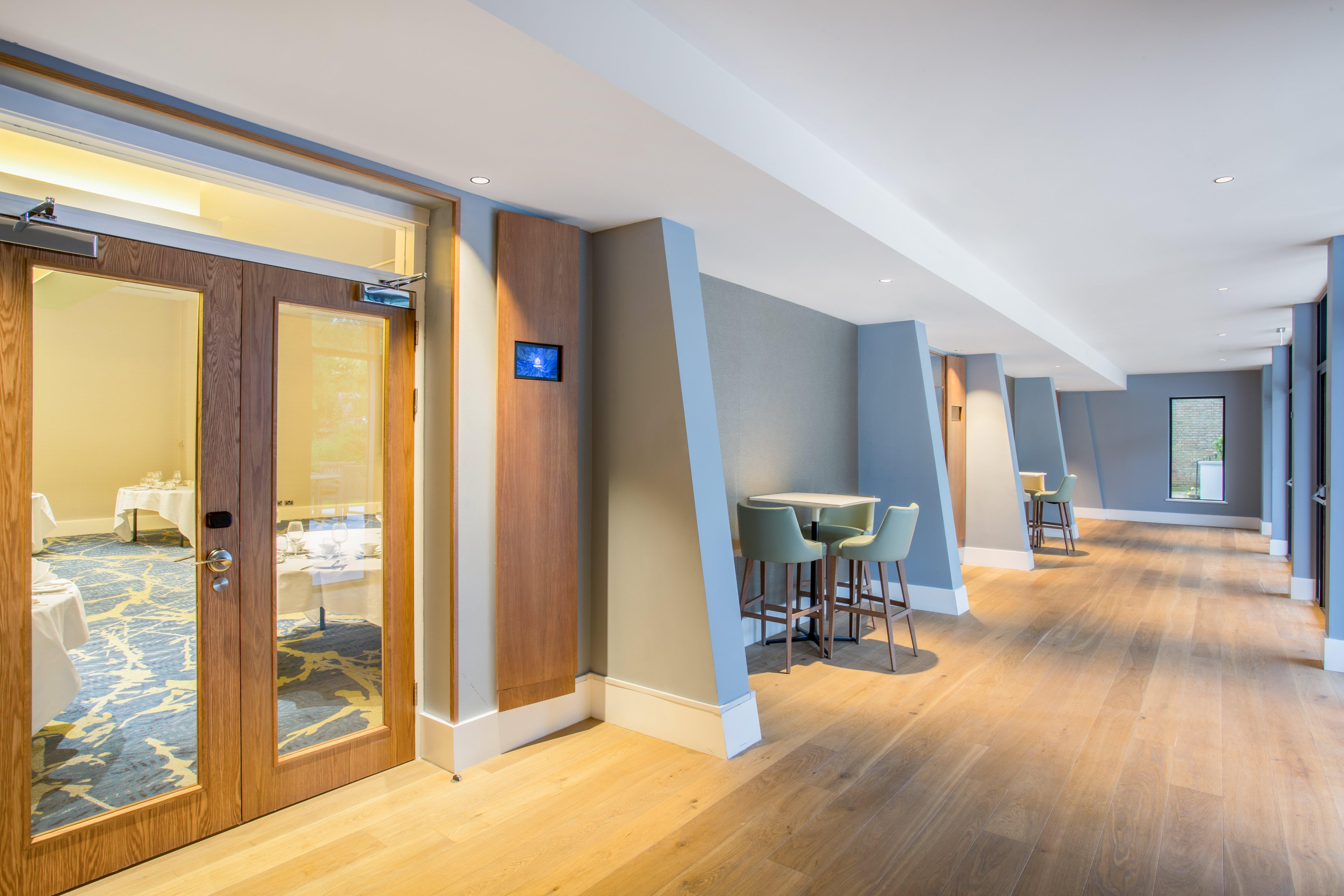 Hotel Crowne Plaza Gerrards Cross By Ihg Beaconsfield Exterior foto