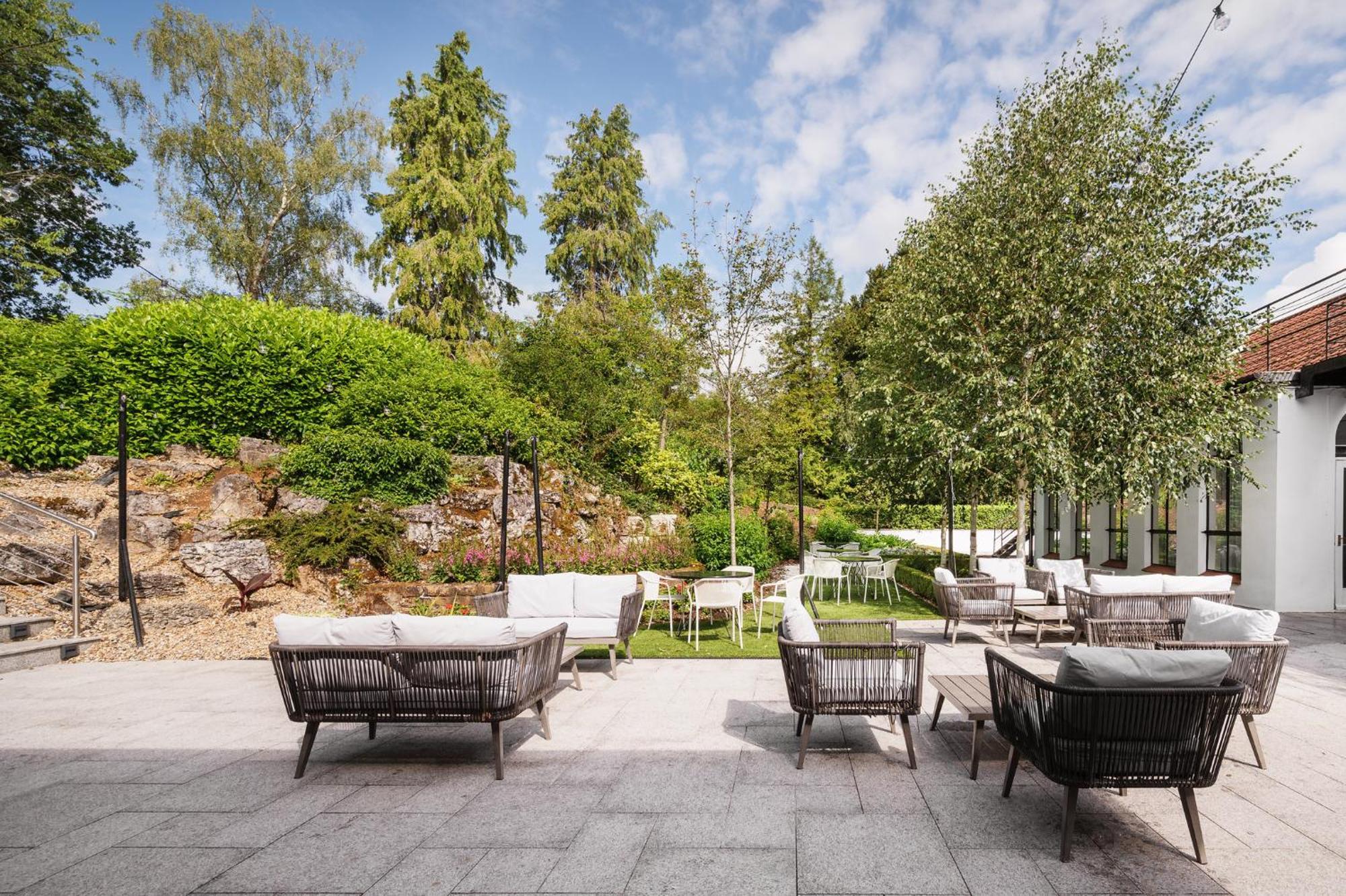 Hotel Crowne Plaza Gerrards Cross By Ihg Beaconsfield Exterior foto